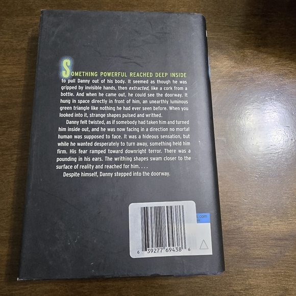 the shadow project hardcover book by Herbie Brennan - Picture 3 of 6